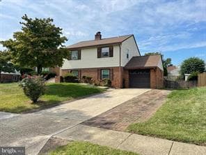 203 DAUNTLY STREET - Photo 1