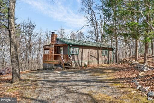 137 SANDSTONE LANE - Photo 1