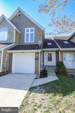 45615 LONGFIELDS VILLAGE DRIVE - Photo 1