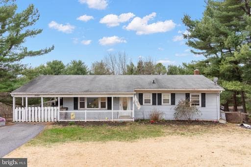 3000 BREEZEWOOD LANE - Photo 1