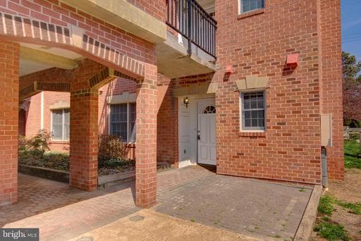 6908 FAIRFAX DRIVE 100 - Photo 1