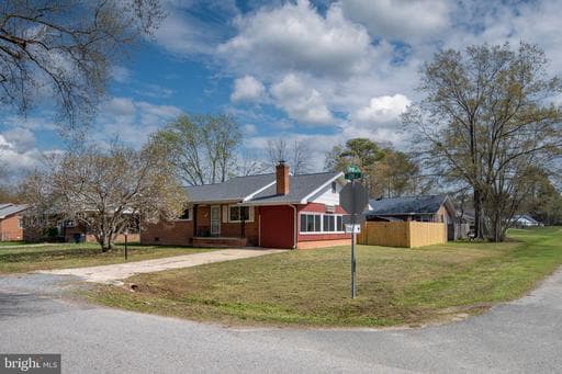 160 12TH ST. - Photo 1