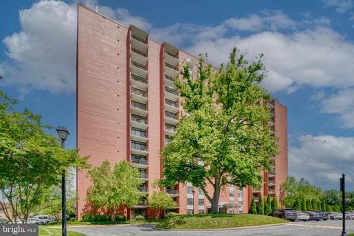 1 SMETON PLACE 1003 - Photo 1