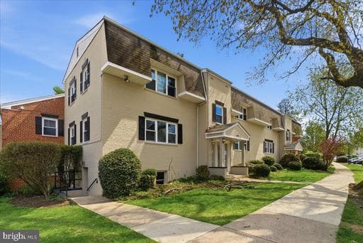 6198 GREENWOOD DRIVE 101 - Photo 1