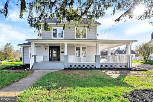420 E MAIN STREET - Photo 1