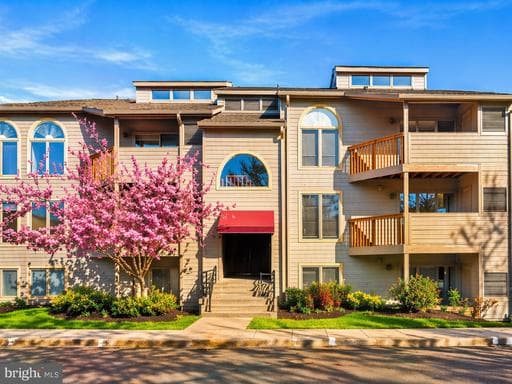 7006 CHANNEL VILLAGE COURT 101