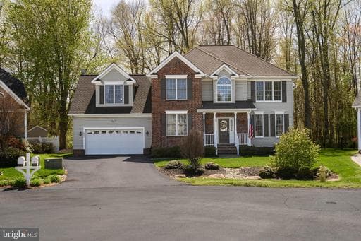 1033 AVALON COURT - Photo 1