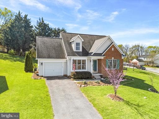 304 WASHINGTON STREET - Photo 1