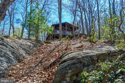 4562 QUAIL RUN DRIVE - Photo 1