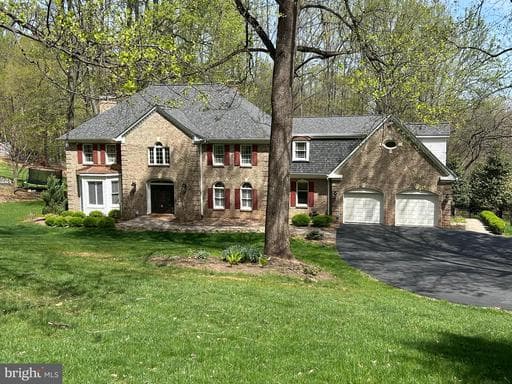 5828 HUNTON WOOD DRIVE - Photo 1