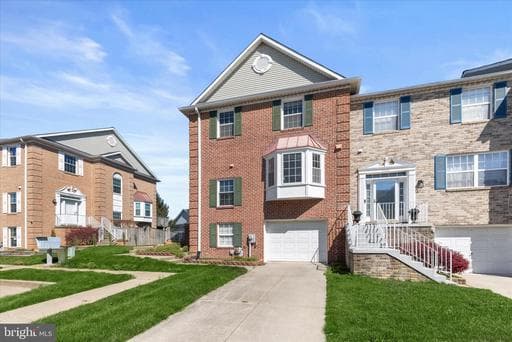 9410 GEORGIAN WAY - Photo 1