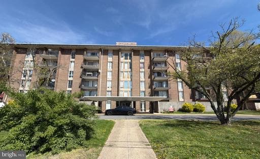 6011 EMERSON STREET 402 - Photo 1