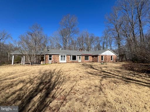 5709 Turner Rd, Broad Run, VA 20137-2216, United States - Photo 1