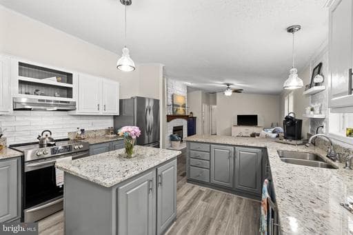 9401 MILL POND ROAD - Photo 1