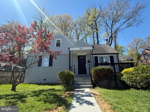 6809 GREENVALE PARKWAY - Photo 1
