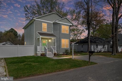 1222 JUNIPER STREET - Photo 1