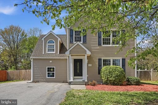 239 Nightingale Ave, Stephens City, VA 22655-2449, United States - Photo 1