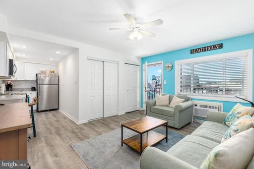12702 COASTAL HIGHWAY 201
