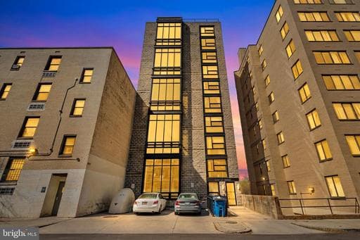3039 16TH STREET 302