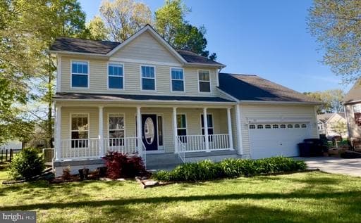 213 FOREST AVENUE - Photo 1