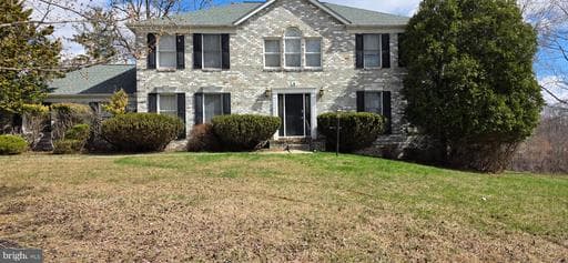 3 FALLS GLEN COURT - Photo 1