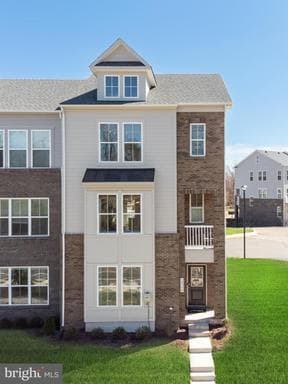 10150 QUEENS WAY,MANASSAS,VA,20110,MANASSAS CITY