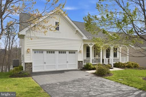 311 GREBE DRIVE - Photo 1