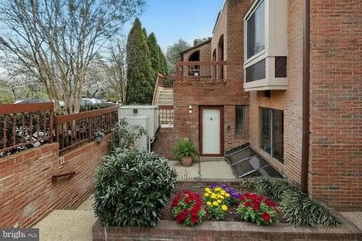 5233 KING CHARLES WAY #1-5,BETHESDA,MD,20814,MONTGOMERY - Photo 1