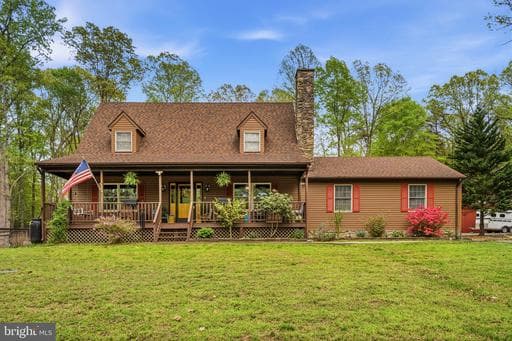 15598 DICKINSONS CORNER DRIVE - Photo 1
