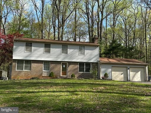 2 CHELLIS COURT - Photo 1