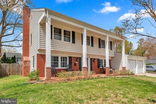 1721 URBY DRIVE - Photo 1