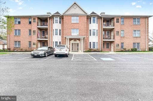 11 ROSEWOOD COURT 101 - Photo 1