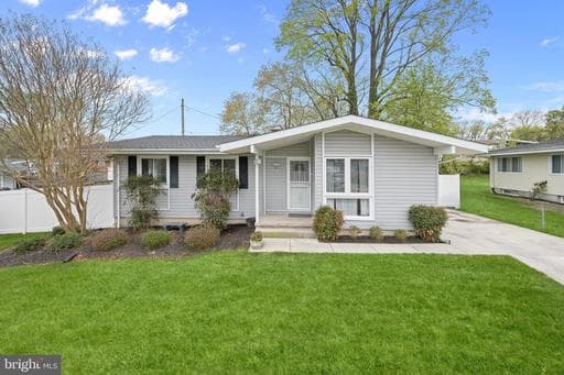 9713 TULSEMERE ROAD - Photo 1