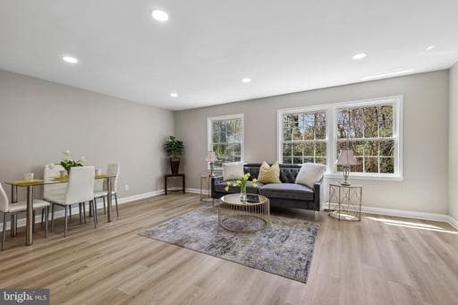 6302 PADDINGTON LANE - Photo 1
