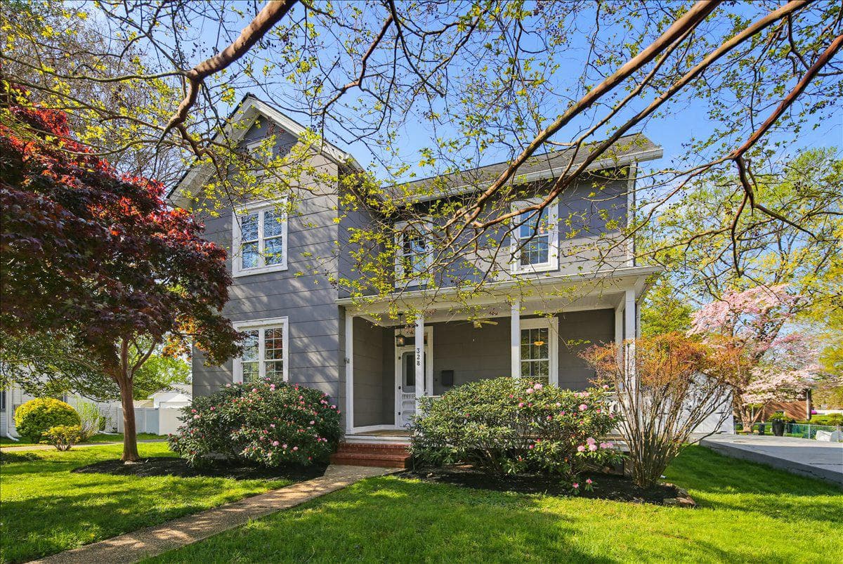 328 Laurel Ave, Laurel, MD 20707-4320, United States - Photo 1