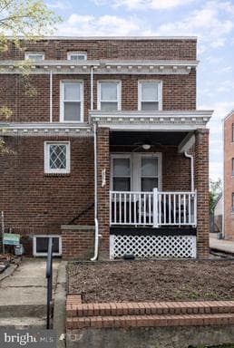 860 WHITTIER PLACE - Photo 1