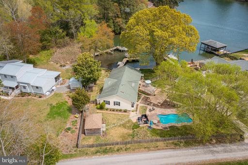 37 HICKORY LANE - Photo 1