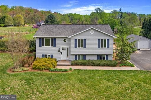 3229 BEARDS POINT ROAD - Photo 1