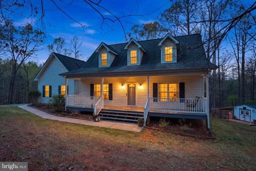 17 RIDING TRAIL LANE - Photo 1