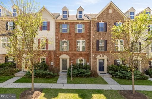 5307 SMITHS COVE LANE - Photo 1