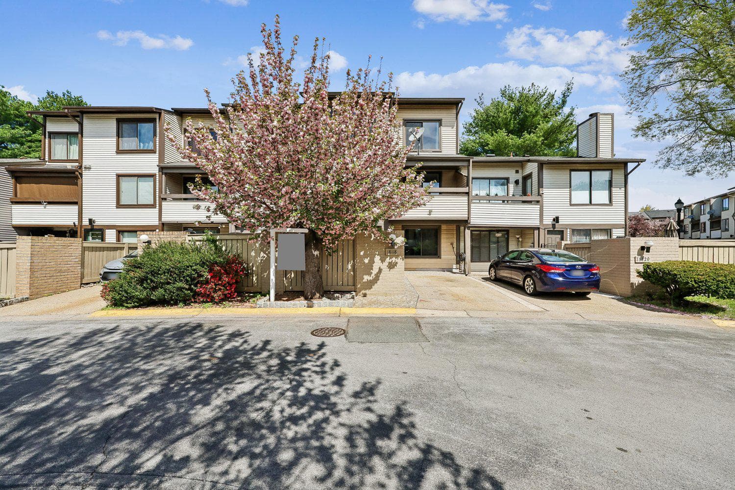 18118 Kilrush Ct, Montgomery Village, MD 20886-0472, United States - Photo 1