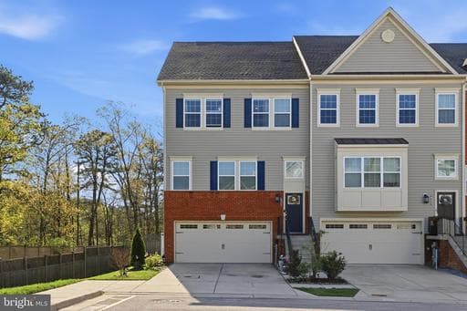 623 CLEAR BLUE LANE - Photo 1