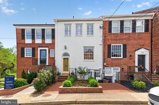 204 Green St, Alexandria, VA 22314-4316, United States