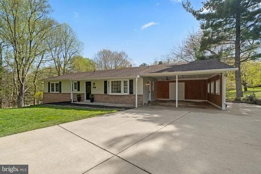 4295 WENDY COURT - Photo 1