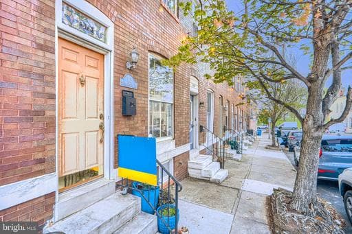 512 S CURLEY STREET - Photo 1