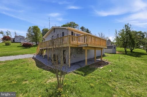 302 E Thomas St, Union Bridge, MD 21791-9121, United States - Photo 1