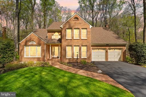 6823 BRIMSTONE LANE - Photo 1