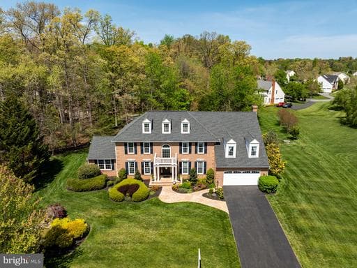 7514 LAKE GLEN DRIVE - Photo 1