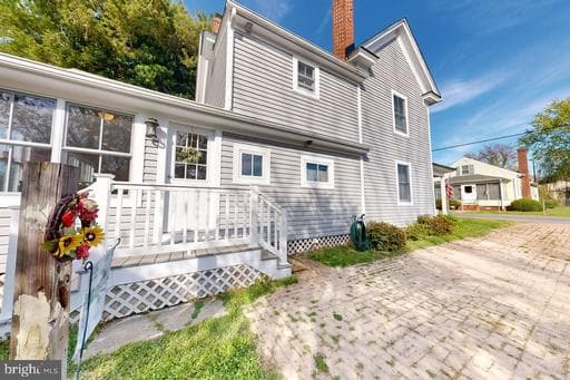 5658 GATES STREET - Photo 1