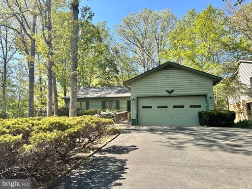 510 BIRDIE ROAD - Photo 1